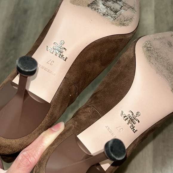 ❌SOLD❌ Prada Milano ankle booties - Picture 4 of 6
